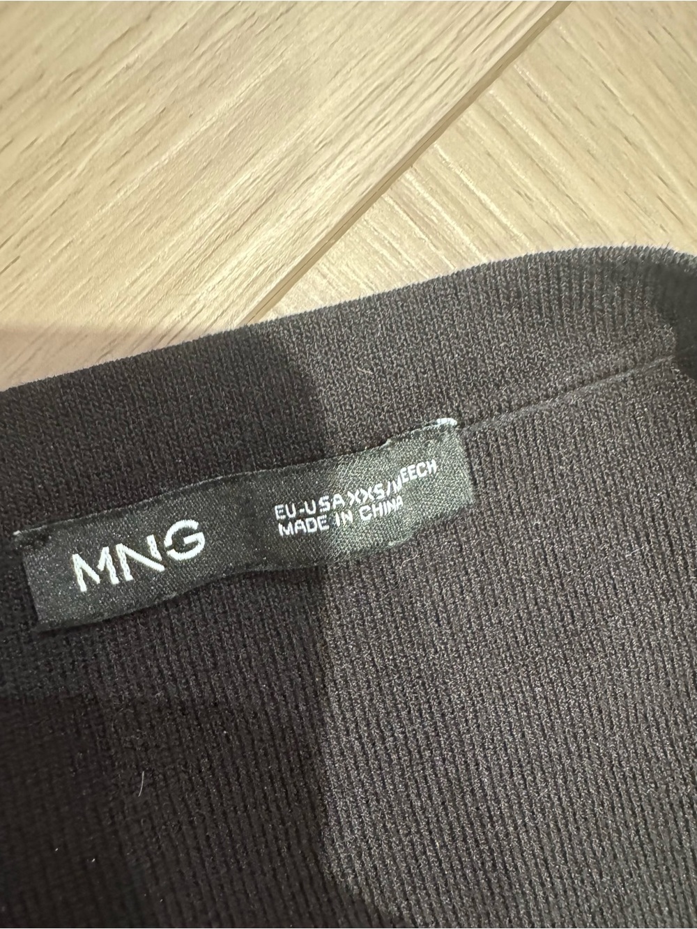 Mango Black Ribbed Tank Top - Picture 2 of 2
